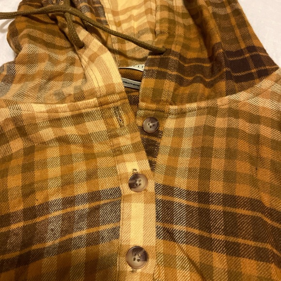 Flannel hoodie over shirt with button down and drawstring bottom - Picture 3 of 5